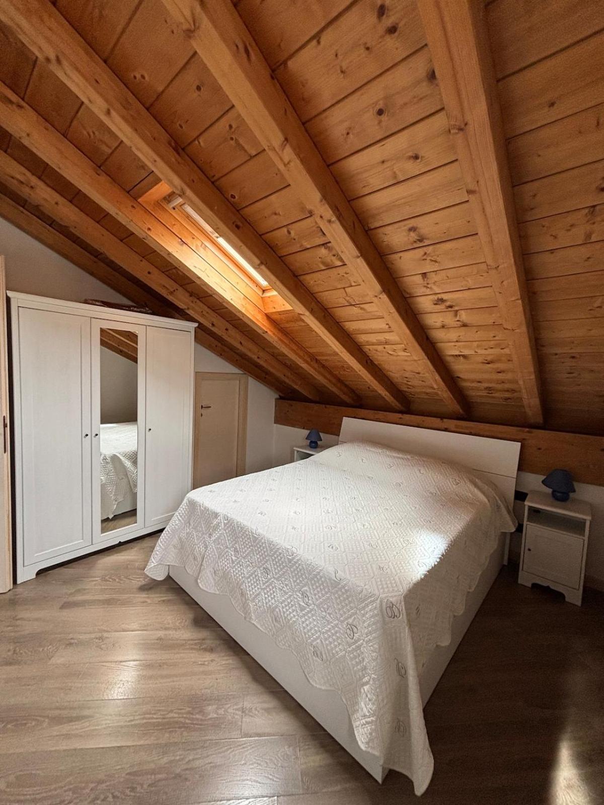Apartment Largo IV Novembre San Fedele Intelvi Εξωτερικό φωτογραφία